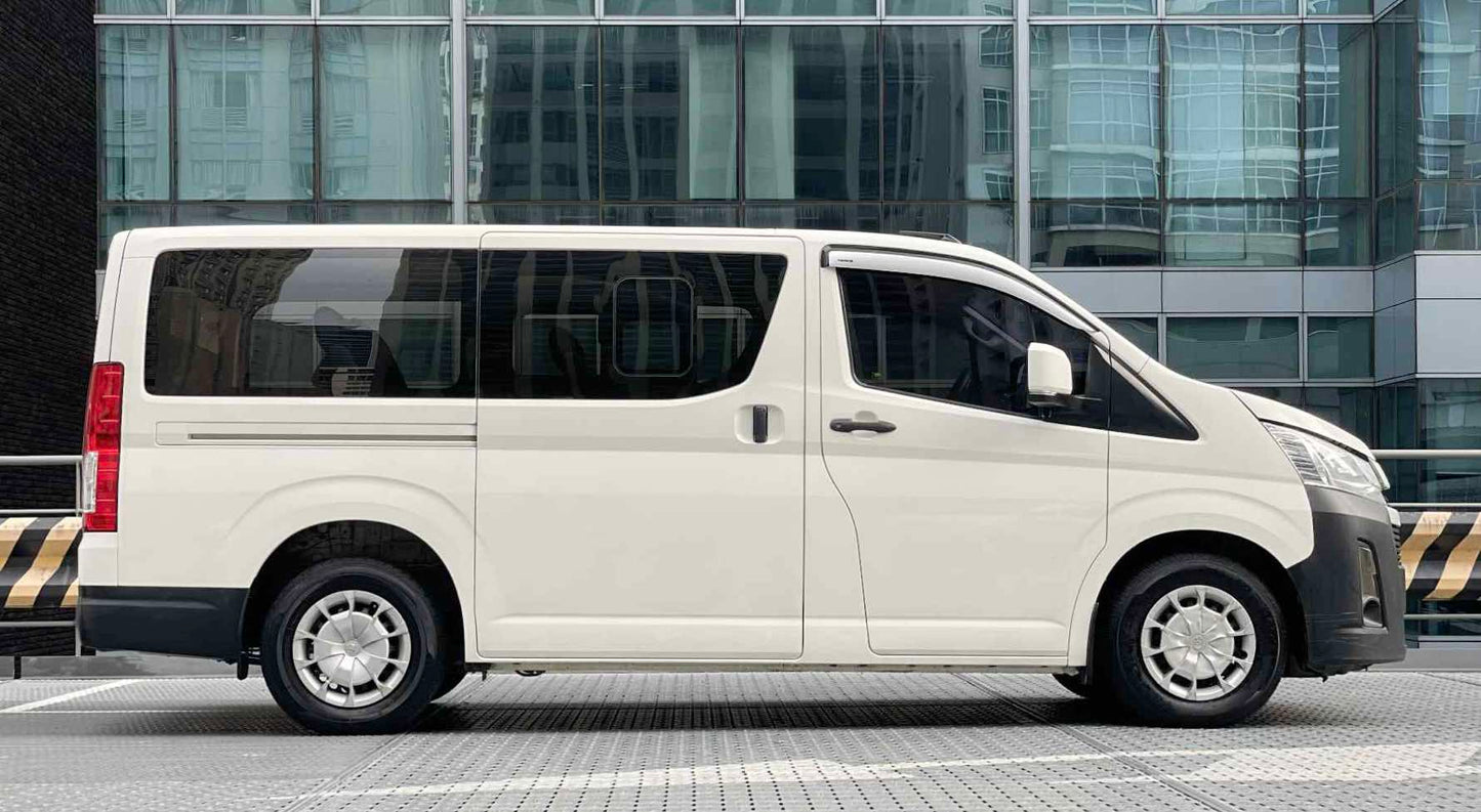 2019 Toyota Hiace Commuter Deluxe 2.8, Manual, Diesel