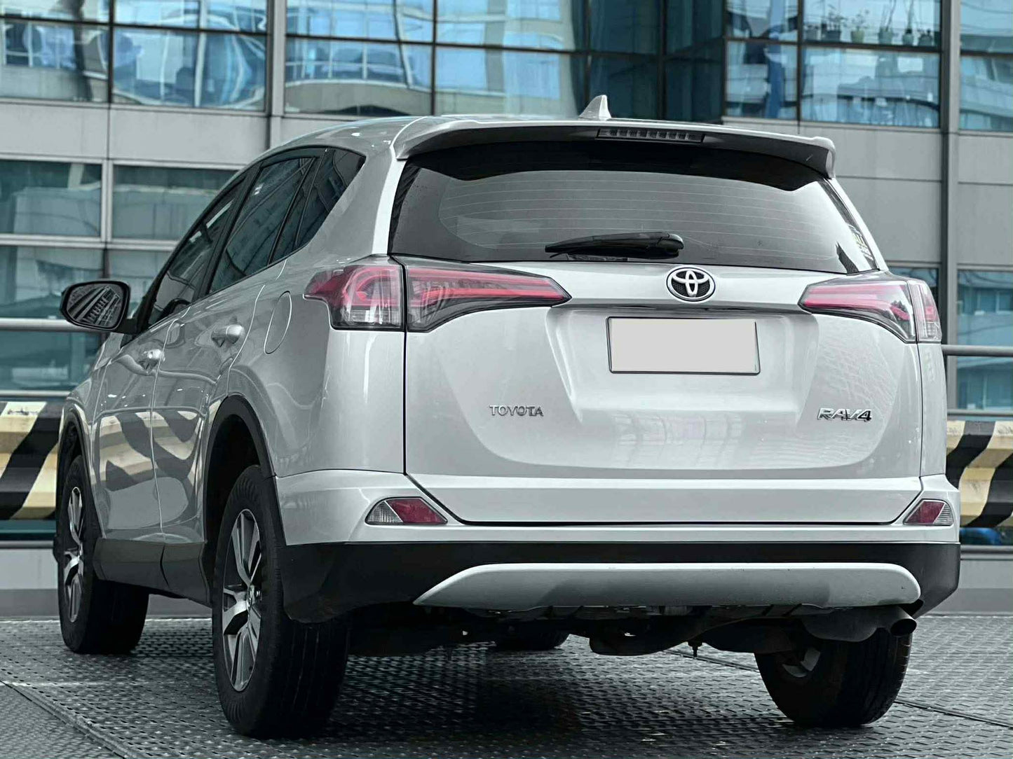 2016 Toyota Rav4 2.5 4x2, Automatic, Gas