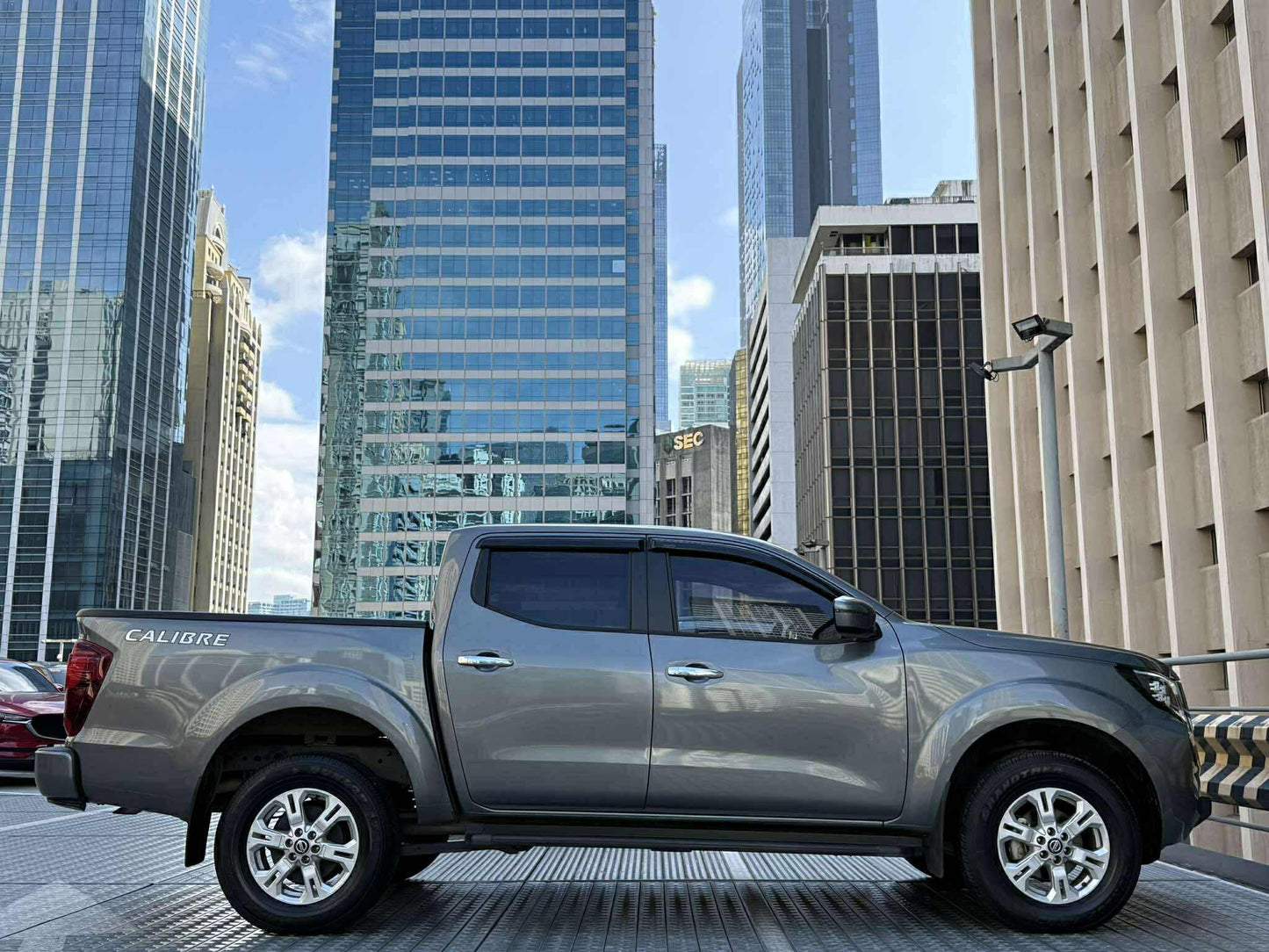 2025 Nissan Navara 2.5 VE Calibre, Automatic, Diesel