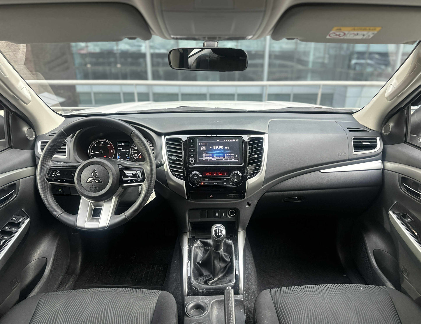 2025 Mitsubishi Montero 2.4D GLX 2WD, Manual, Diesel