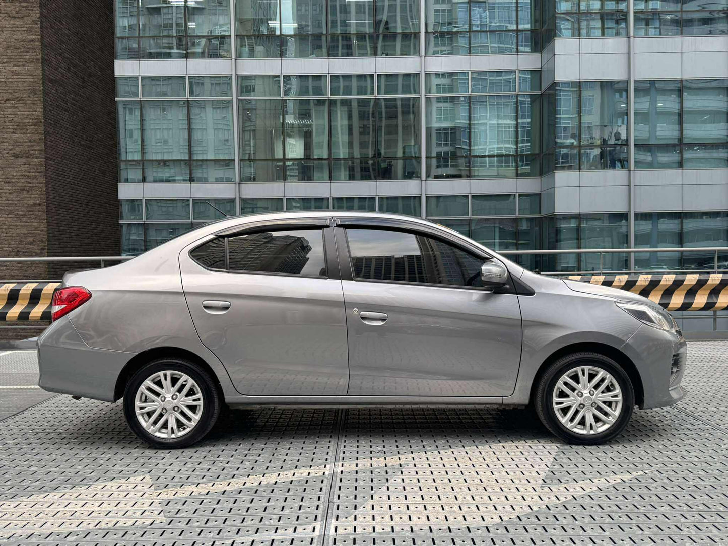 2024 Mitsubishi Mirage G4 GLS, Automatic, Gas