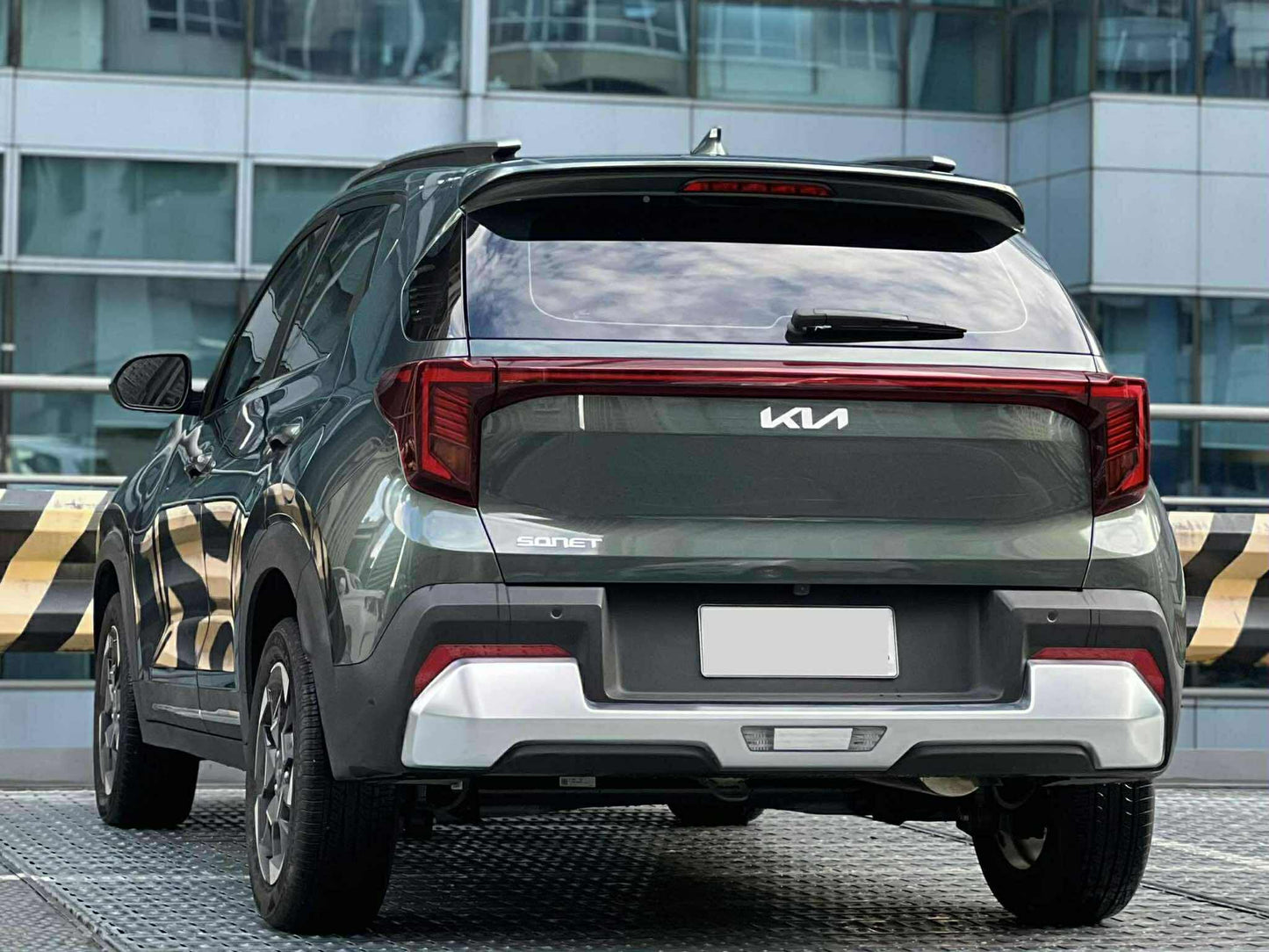2024 Kia Sonet 1.5 SX, Automatic, Gas