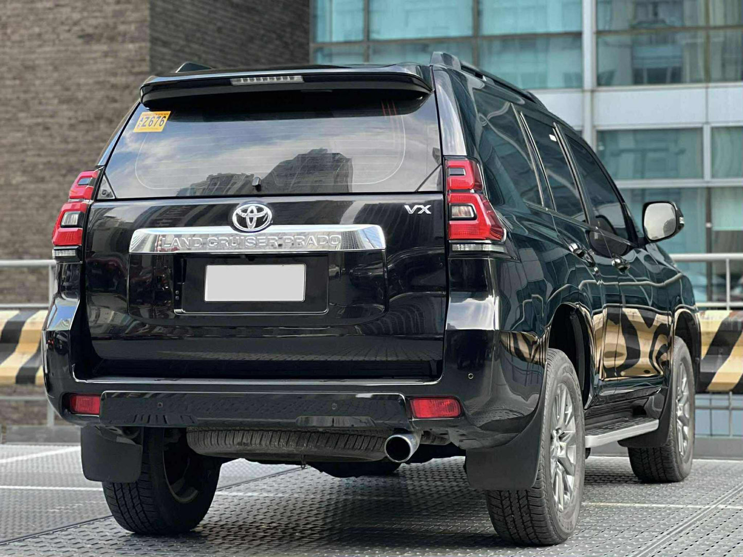 2018 Toyota Land Cruiser Prado 4.0 VX, Automatic, Gas