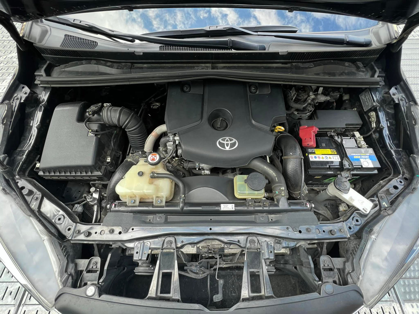 2023 Toyota Innova 2.8 E, Automatic, Diesel