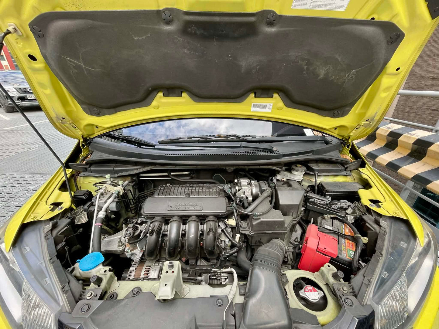 2015 Honda Jazz VX 1.5, Automatic, Gas l