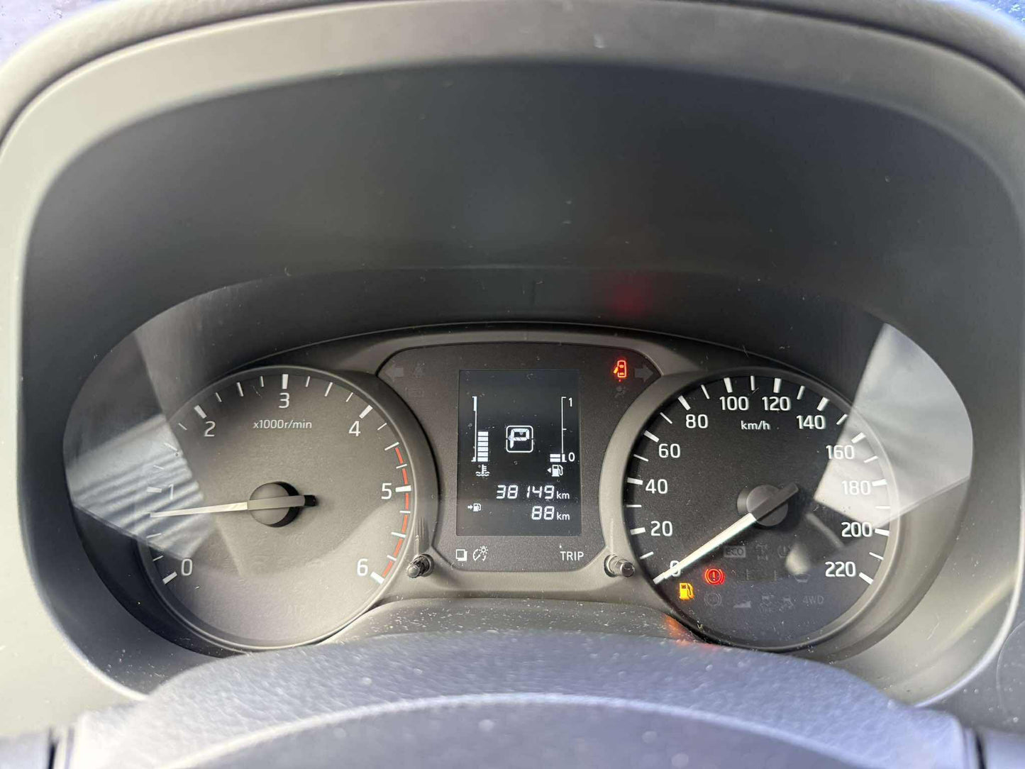 2017 Nissan Navara EL 4x2 2.5, Automatic, Diesel