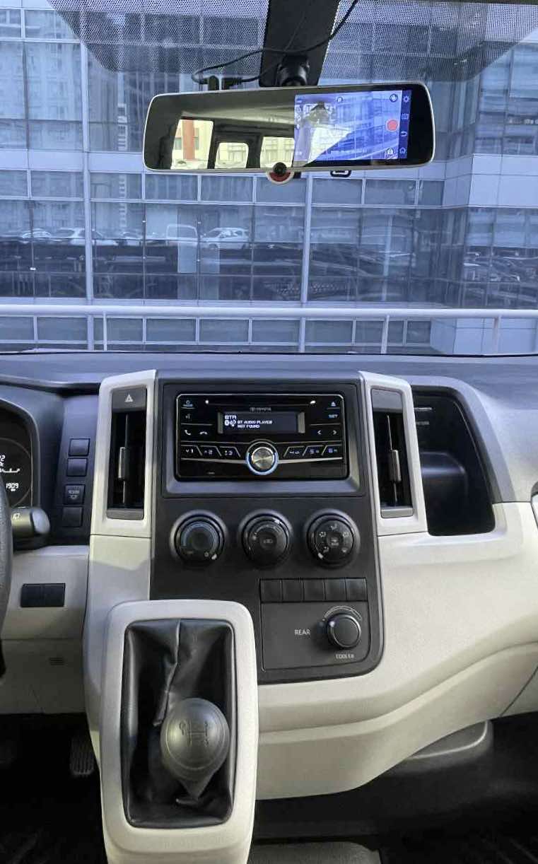 2019 Toyota Hiace Commuter Deluxe 2.8, Manual, Diesel