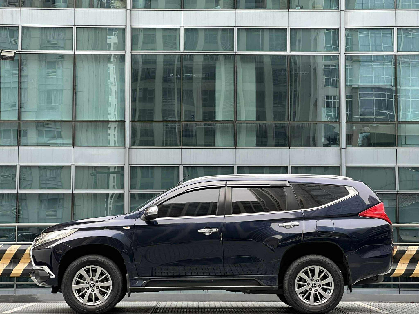 2017 Mitsubishi Montero Sport GLS 4x2, Automatic, Diesel