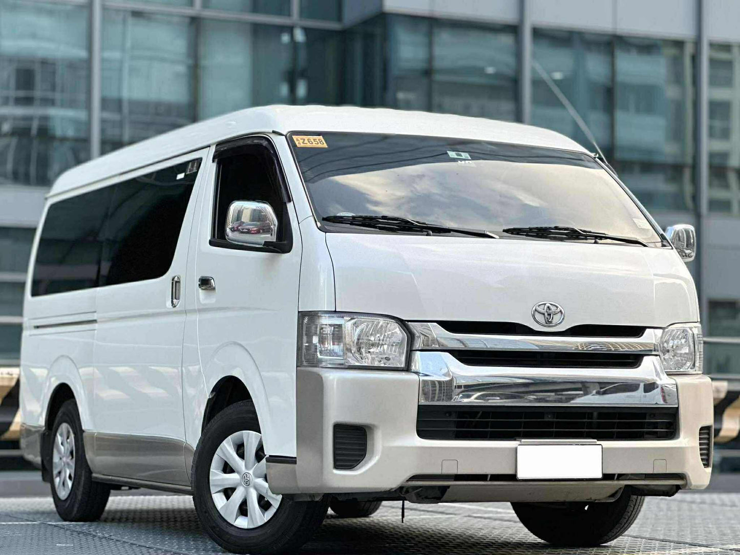 2018 Toyota GL Grandia 3.0, Automatic, Diesel