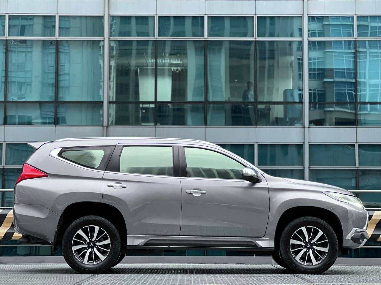 2017 Mitsubishi Montero GLS Premium 4x2 2.4, Automatic, Diesel