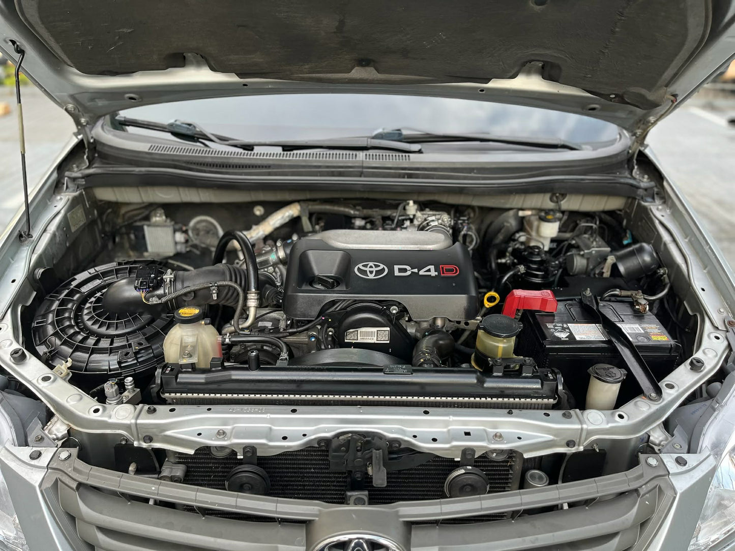 2016 Toyota Innova 2.5 J, Manual, Diesel