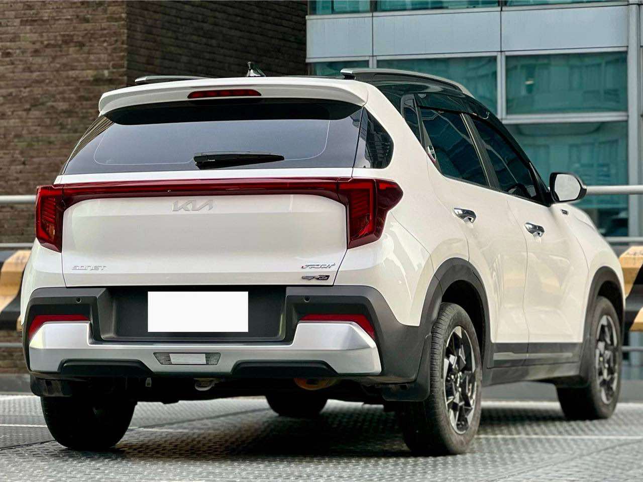 2024 Kia Sonet 1.5 SX, Automatic, Gas