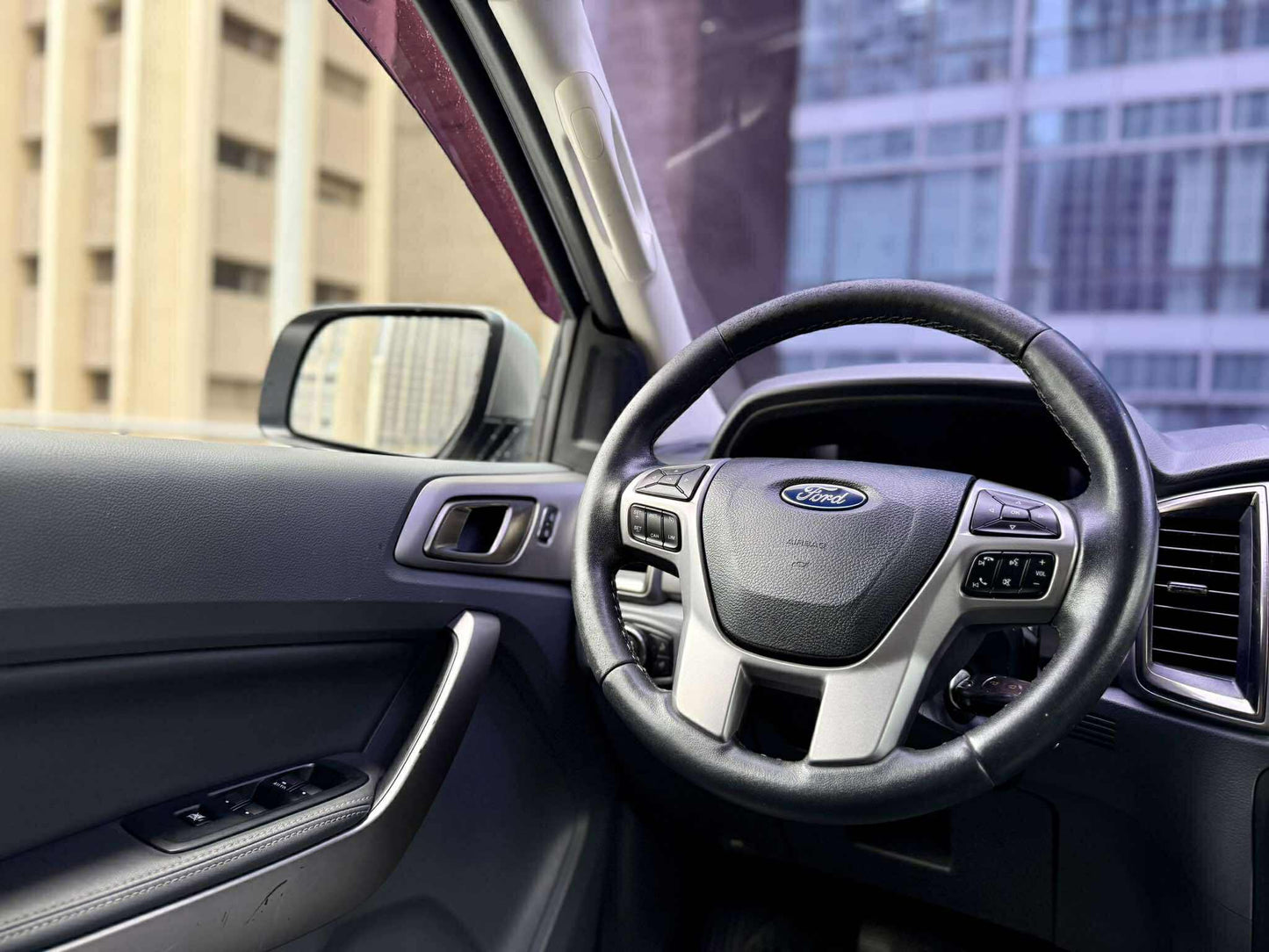 2018 Ford Everest Trend 4x2 2.2,
Automatic, Diesel