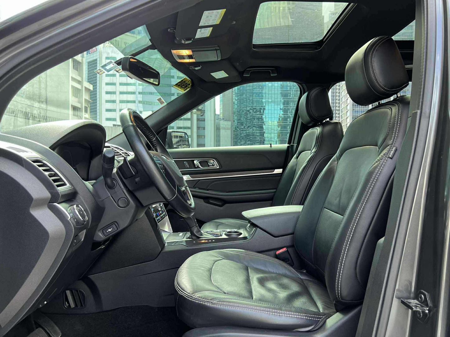 2017 Ford Explorer 2.3 Ecoboost, Automatic, Gas