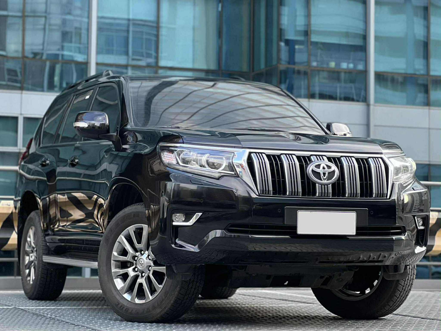 2018 Toyota Land Cruiser Prado 4.0 VX, Automatic, Gas