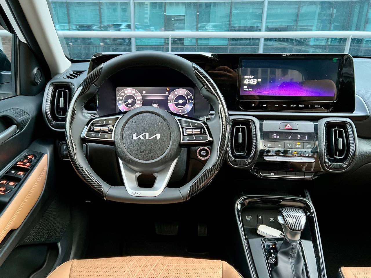 2024 Kia Sonet 1.5 SX, Automatic, Gas