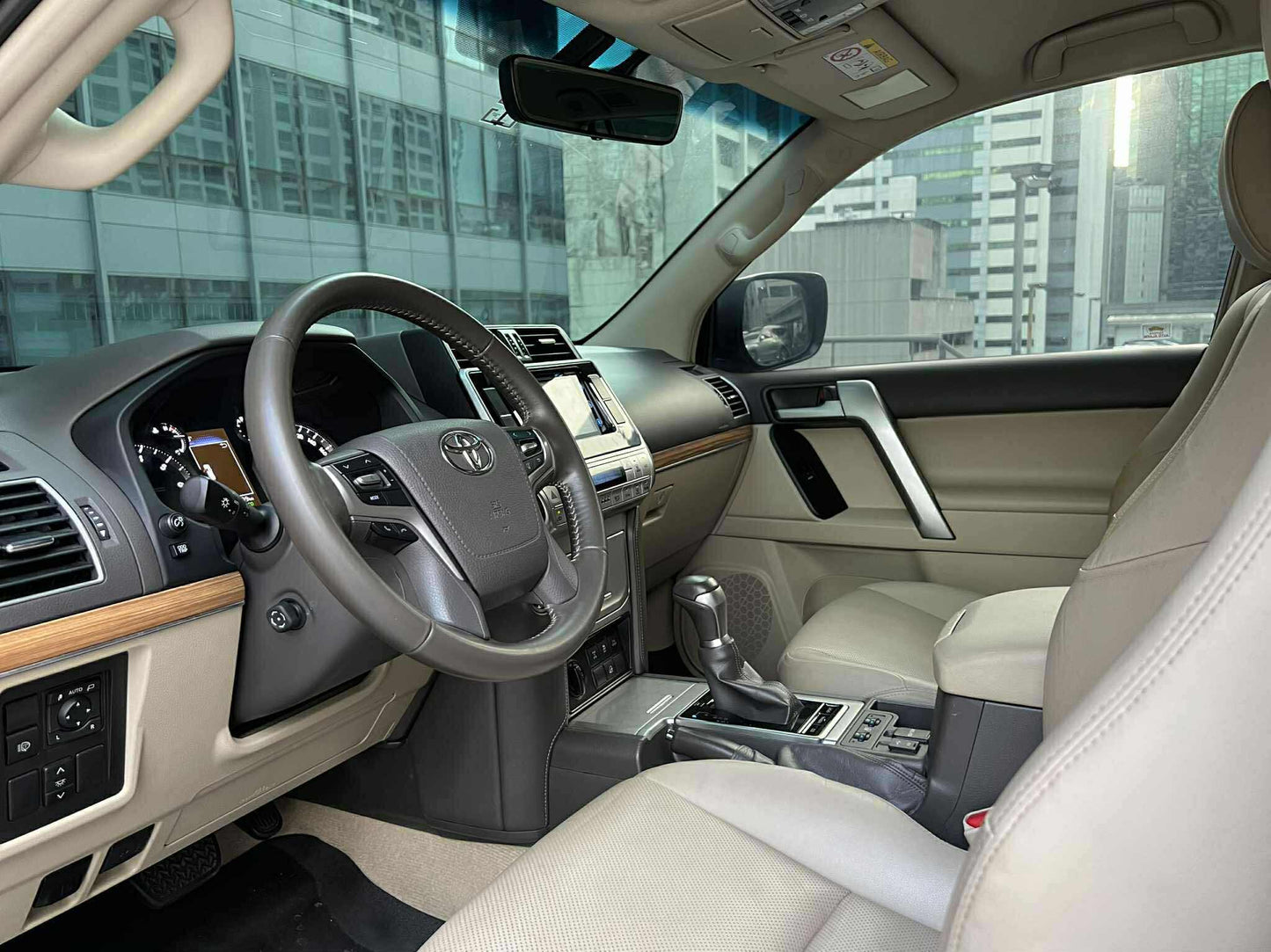 2018 Toyota Land Cruiser Prado 4.0 VX, Automatic, Gas