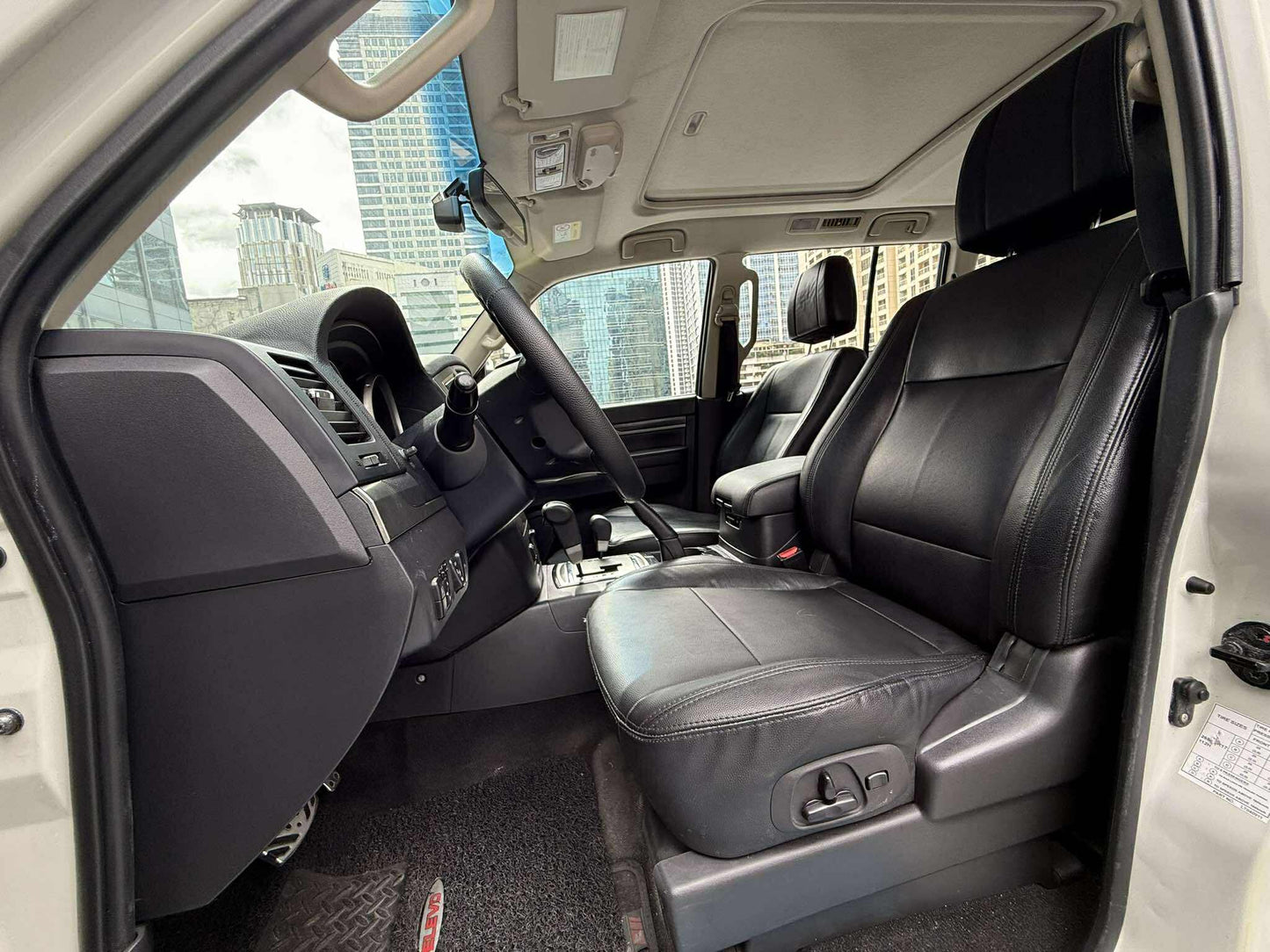 2015 Mitsubishi Pajero 3.2 GLS 4x4, Automatic, Diesel