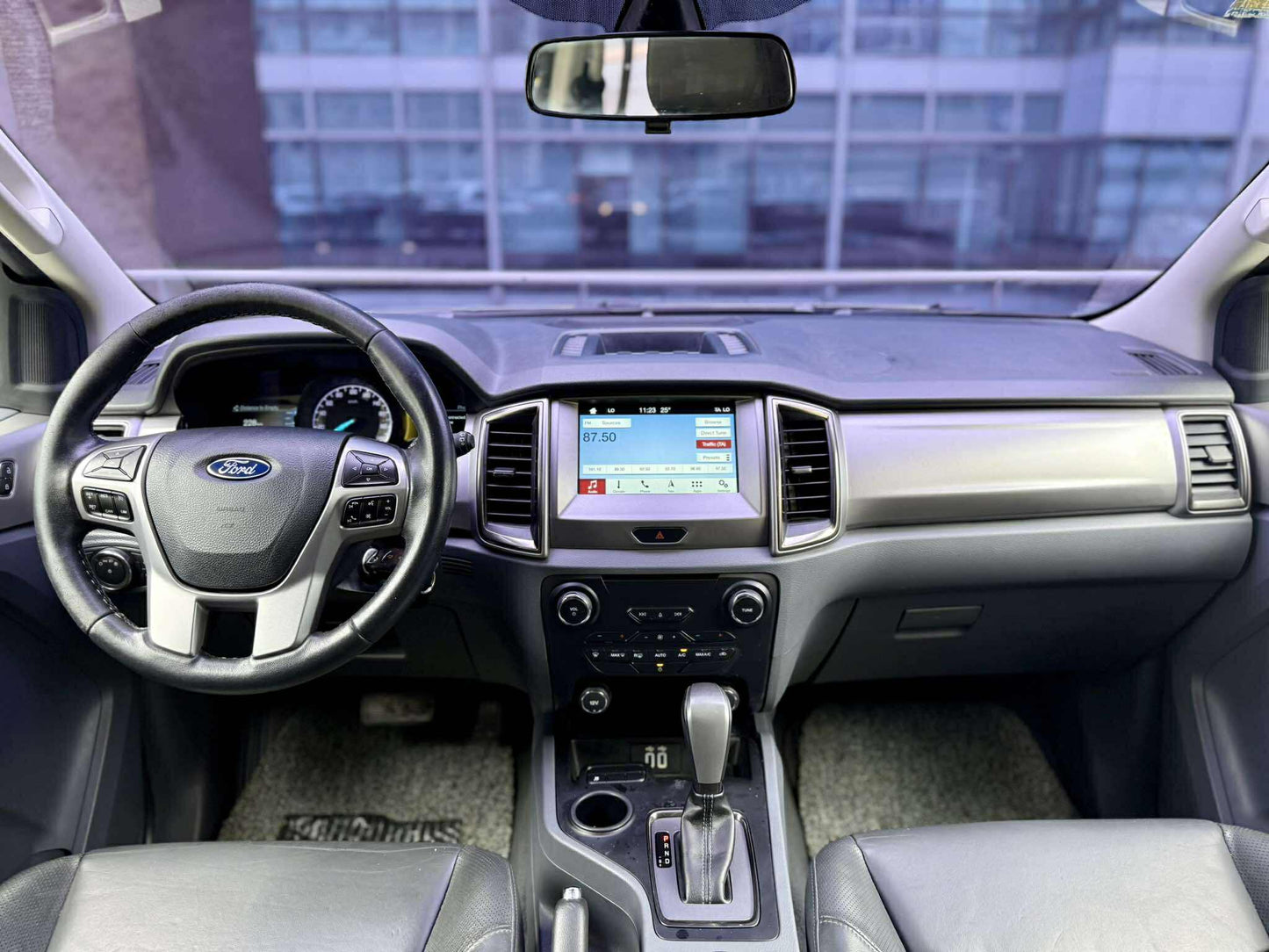 2018 Ford Everest Trend 4x2 2.2,
Automatic, Diesel