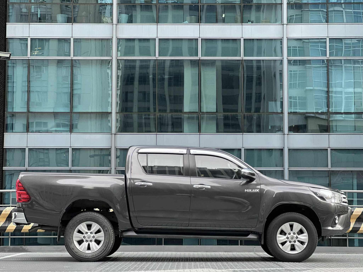 2019 Toyota Hilux 2.4 G, Automatic, Diesel