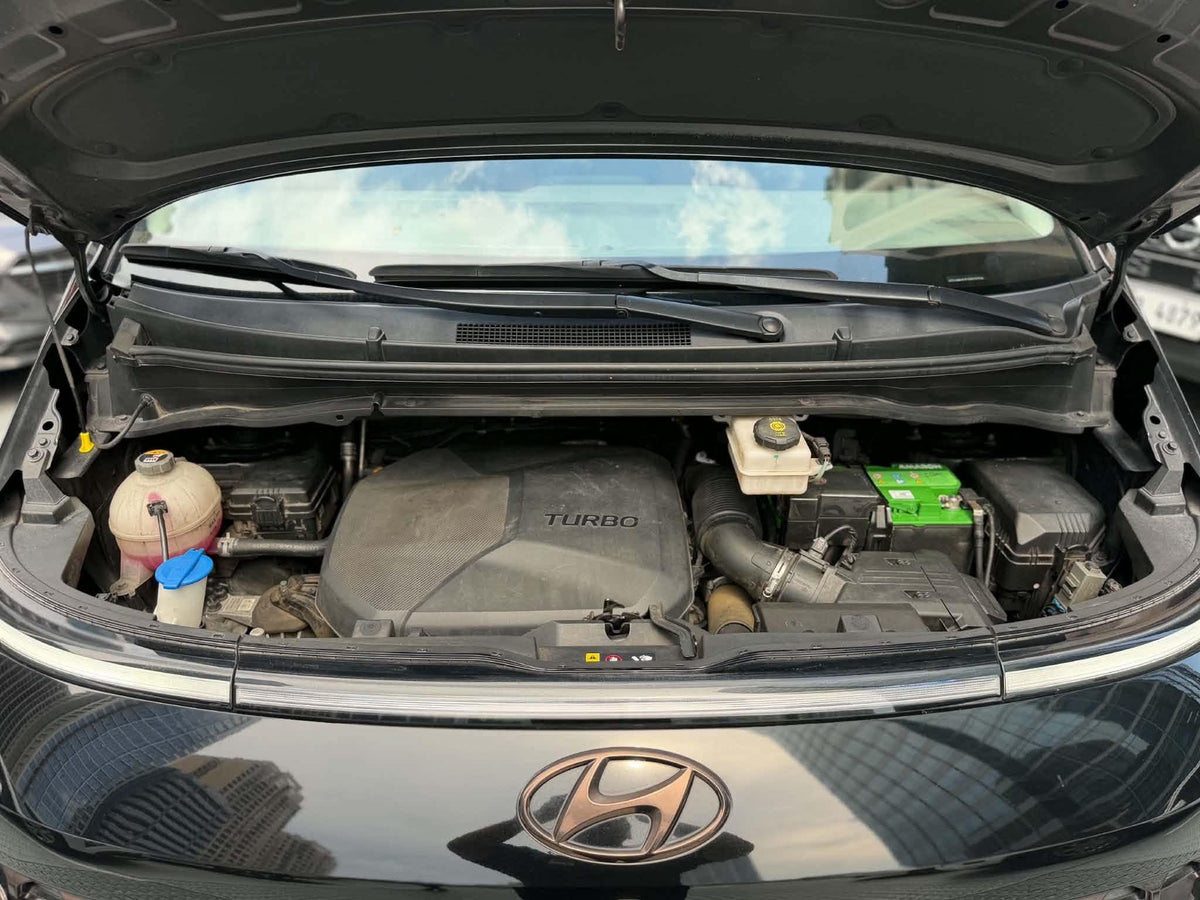 2023 Hyundai Staria 2.2 Premium, Automatic, Diesel
