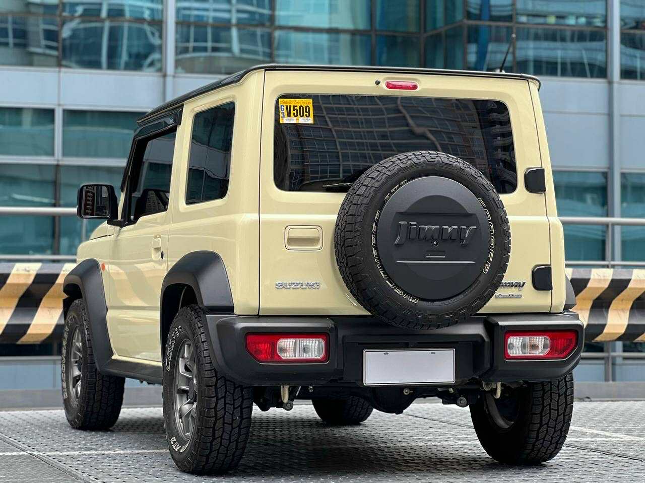 2022 Suzuki Jimny GLX 1.5, Automatic, Gas