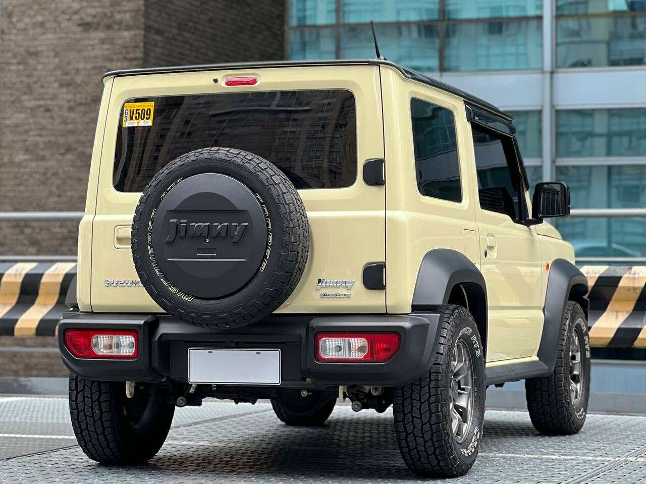 2022 Suzuki Jimny GLX 1.5, Automatic, Gas