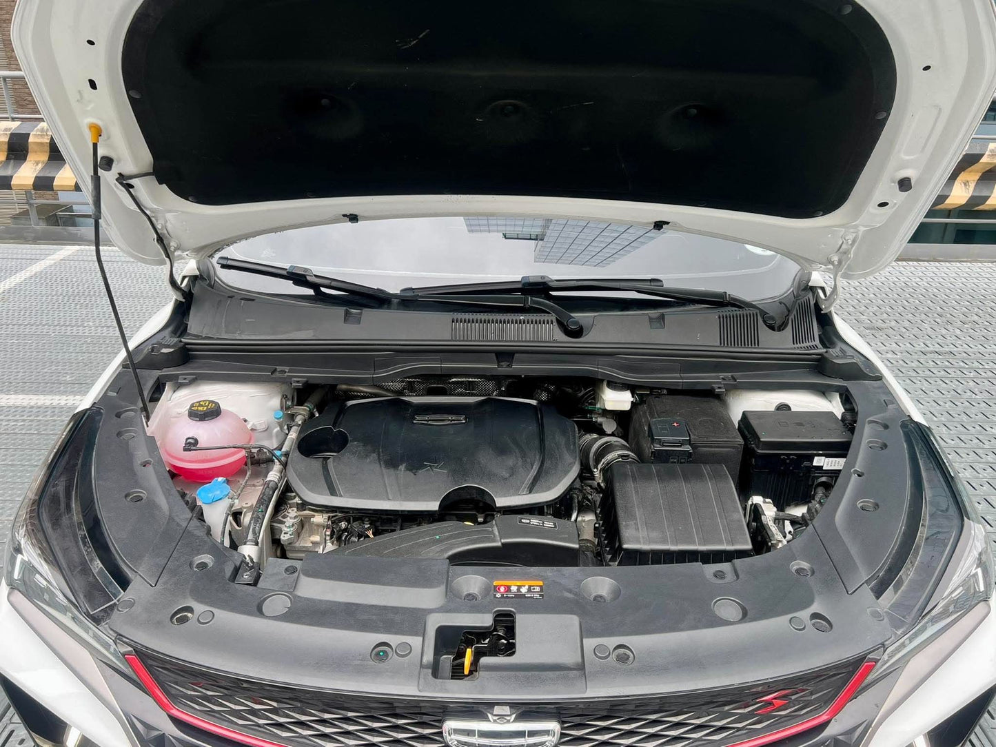 2025 Geely Coolray Sport 1.5SE, Automatic, Gas
