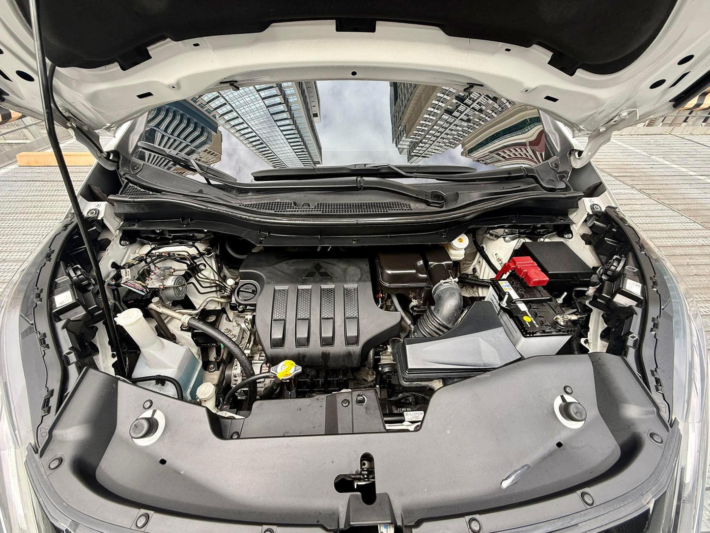 2025 Mitsubishi Xpander 1.5 GLS 2WD, Automatic, Gas