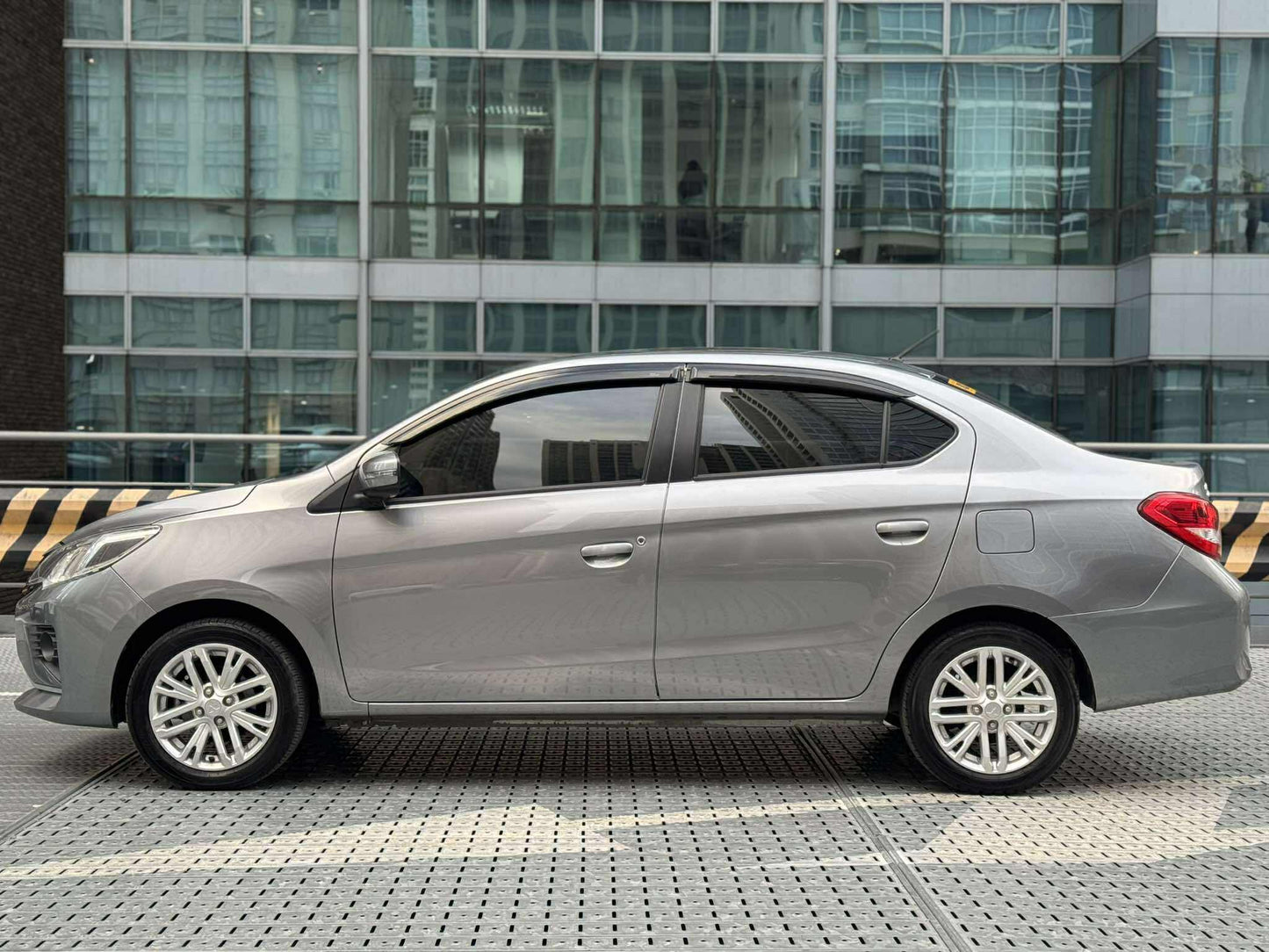 2024 Mitsubishi Mirage G4 GLS, Automatic, Gas