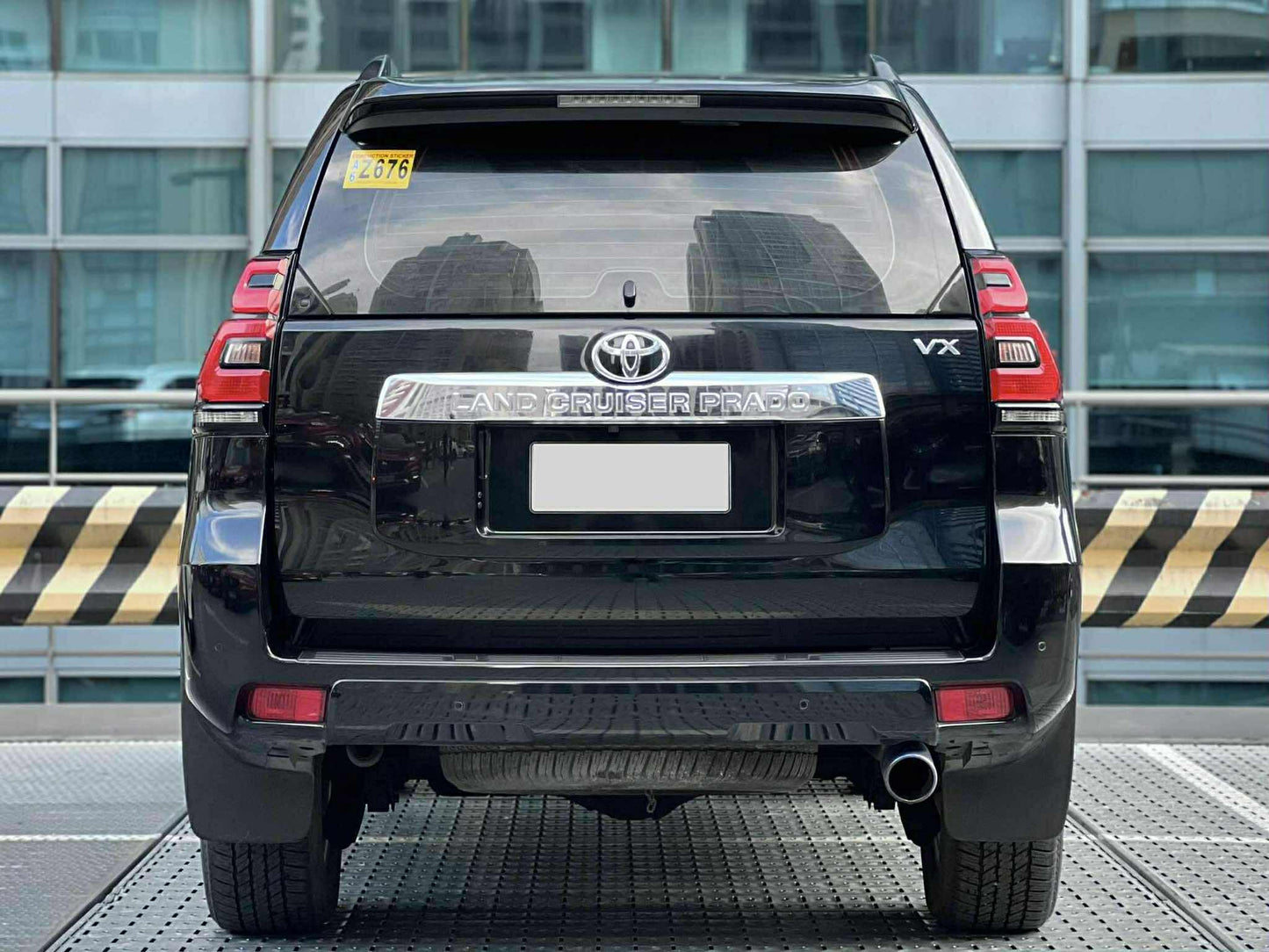 2018 Toyota Land Cruiser Prado 4.0 VX, Automatic, Gas