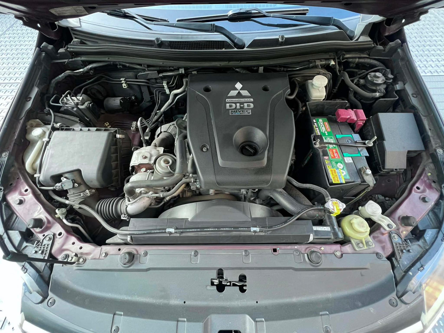 2016 Mitsubishi Montero GLS Premium, Automatic, Diesel