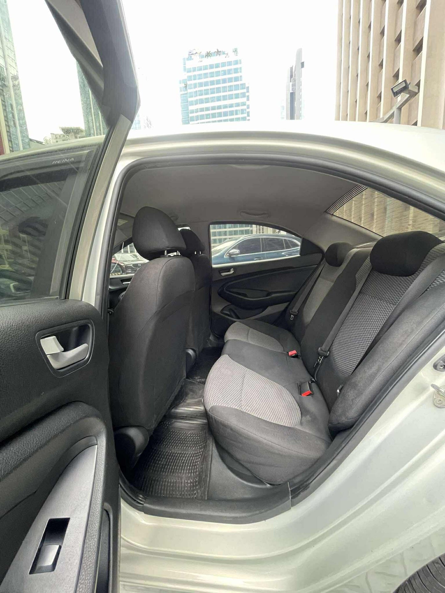 2019 Hyundai Reina 1.4 GL, Automatic, Gas