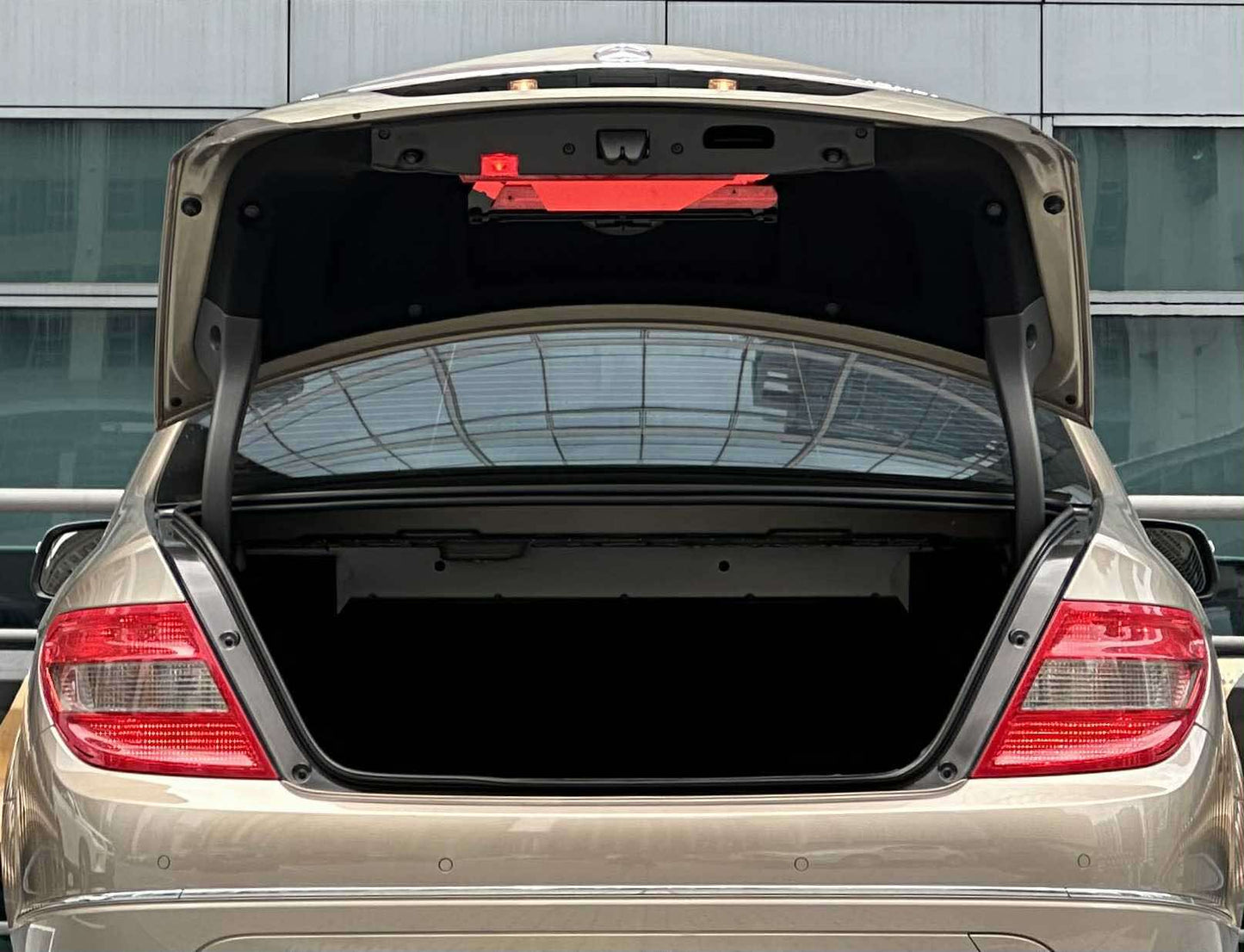 2009 Mercedes Benz C200 Kompressor, Automatic, Gas