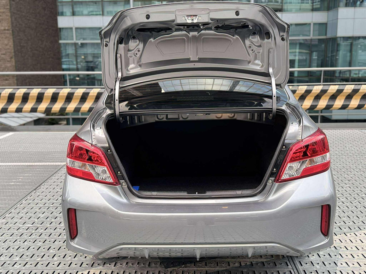 2024 Mitsubishi Mirage G4 GLS, Automatic, Gas