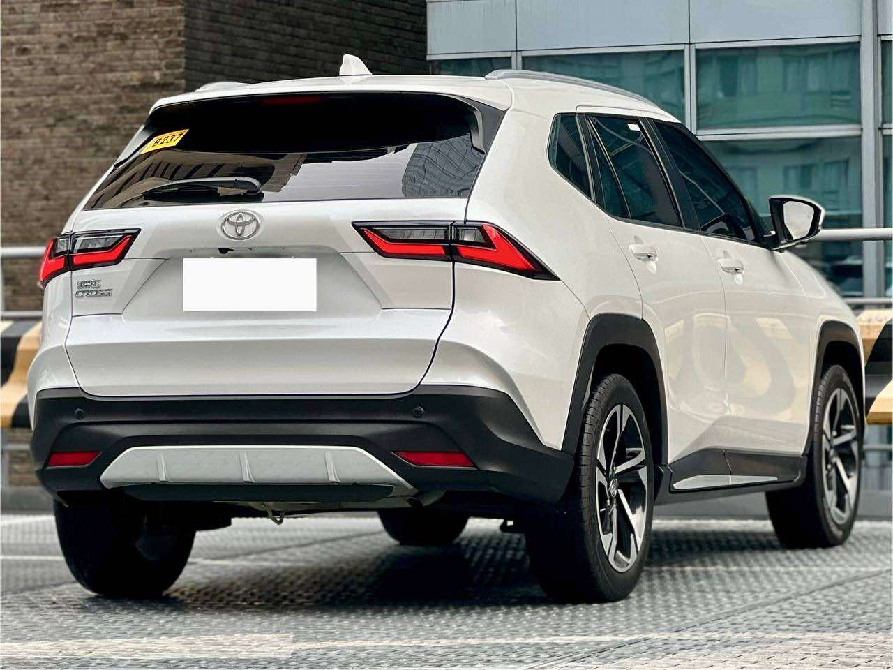 2024 Toyota Yaris Cross 1.5 V, Automatic, Gas