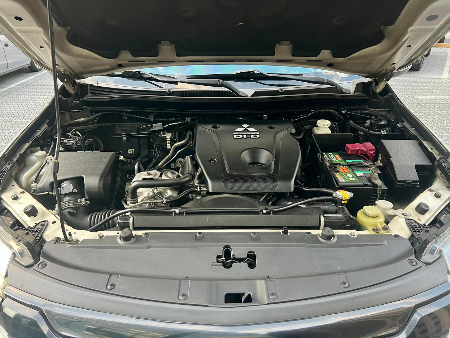 2019 Mitsubishi Monterosports GLS 2.4, Automatic, Diesel