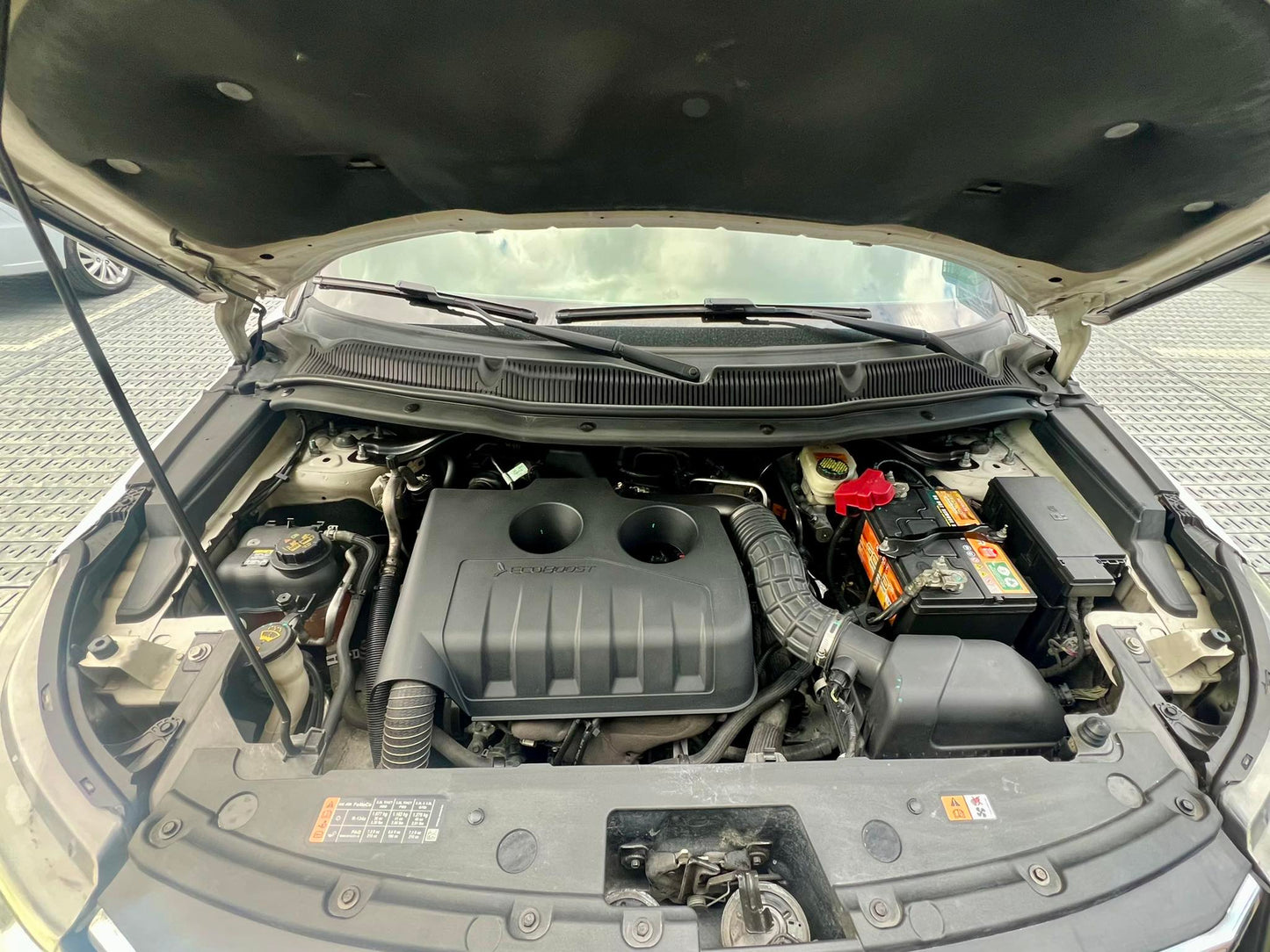 2017 Ford Explorer 2.3, Automatic, Gas