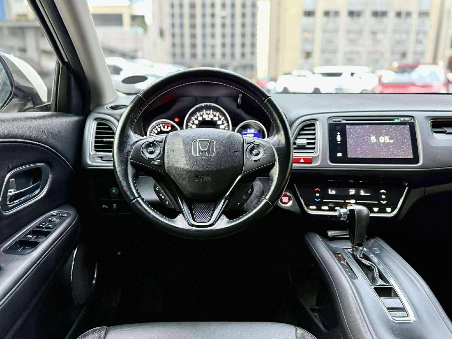 2016 Honda HRV 1.8 EL, Automatic, Gas