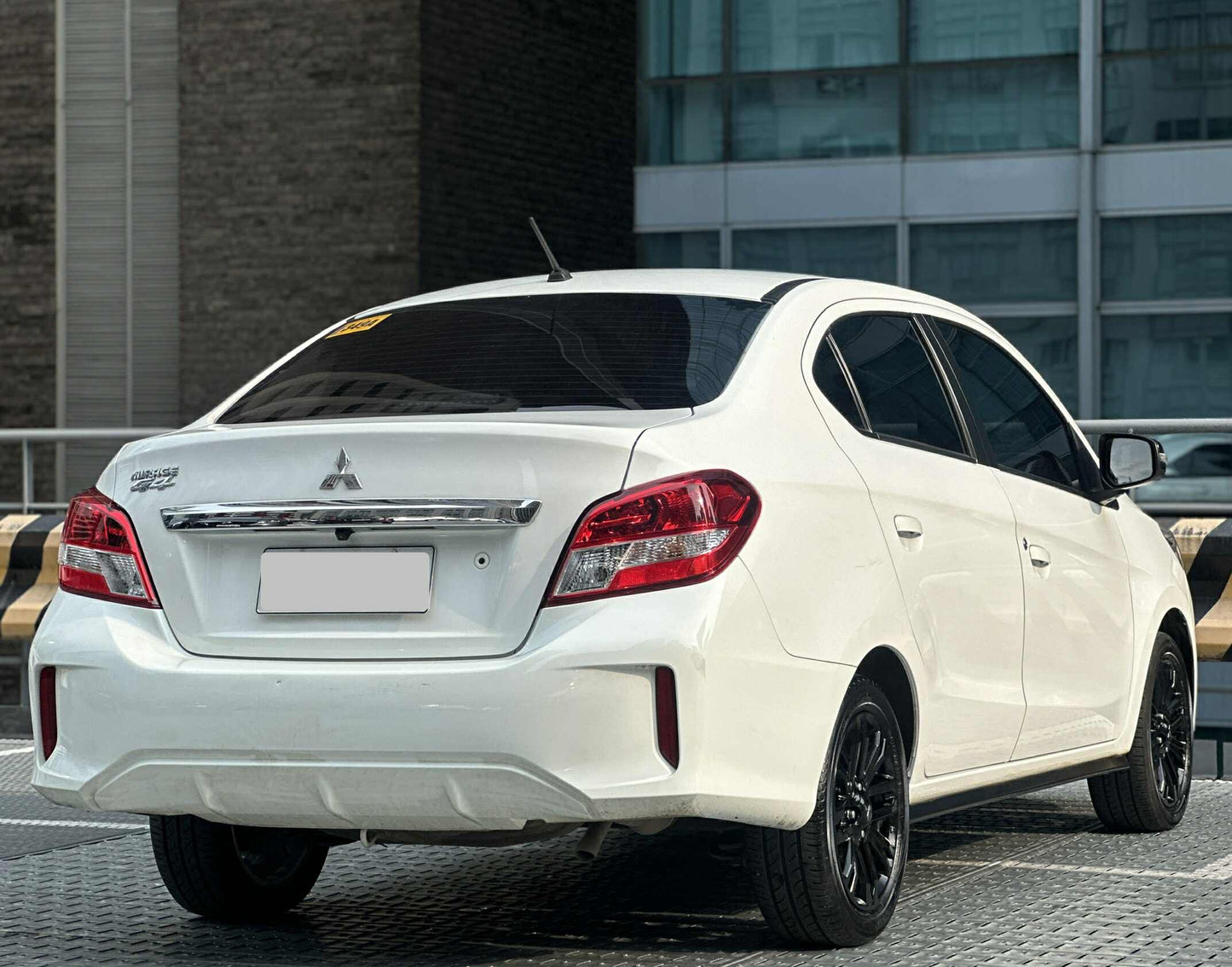 2024 Mitsubishi Mirage G4 GLS, Automatic, Gas