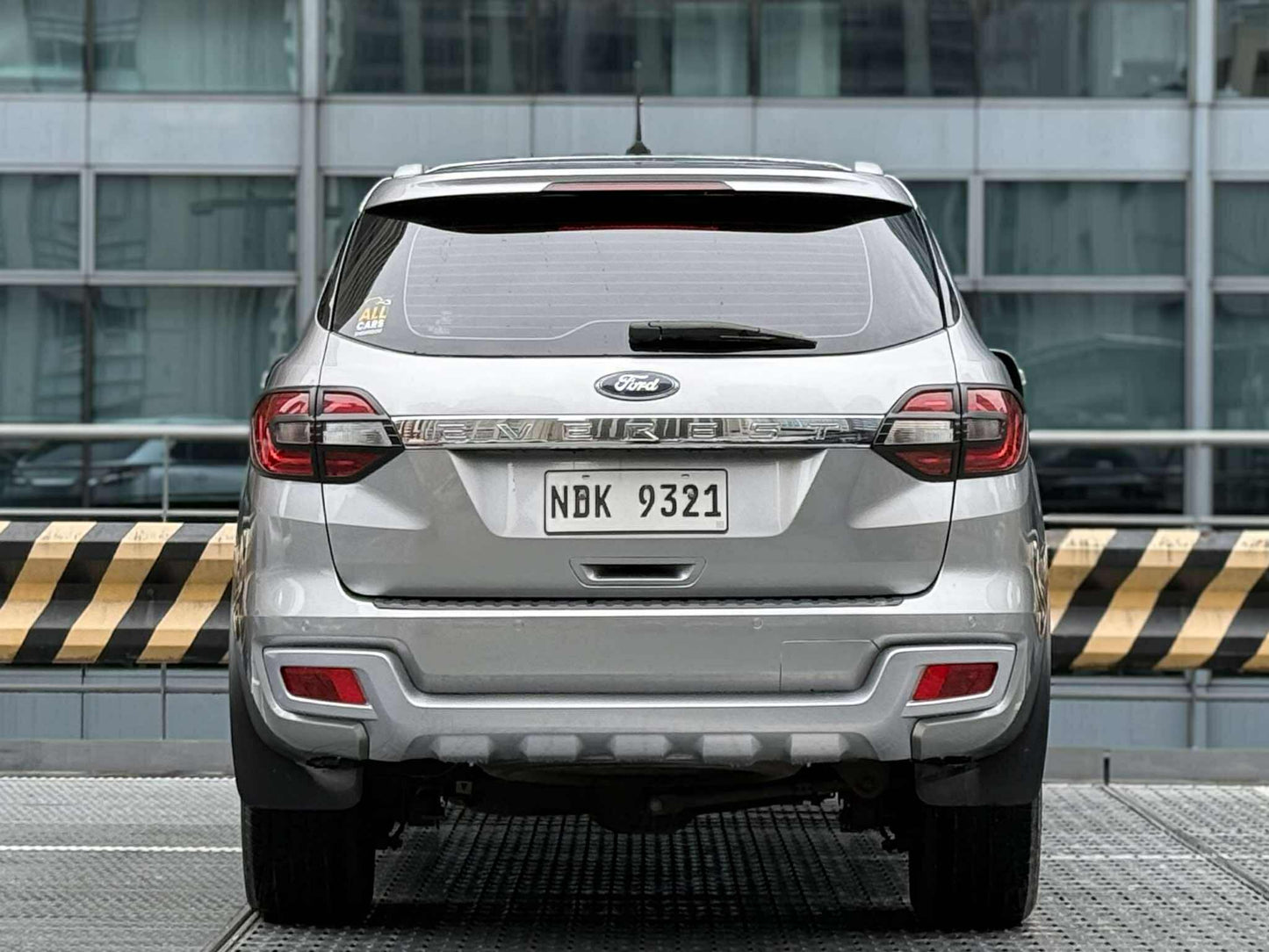 2018 Ford Everest Trend 4x2 2.2,
Automatic, Diesel