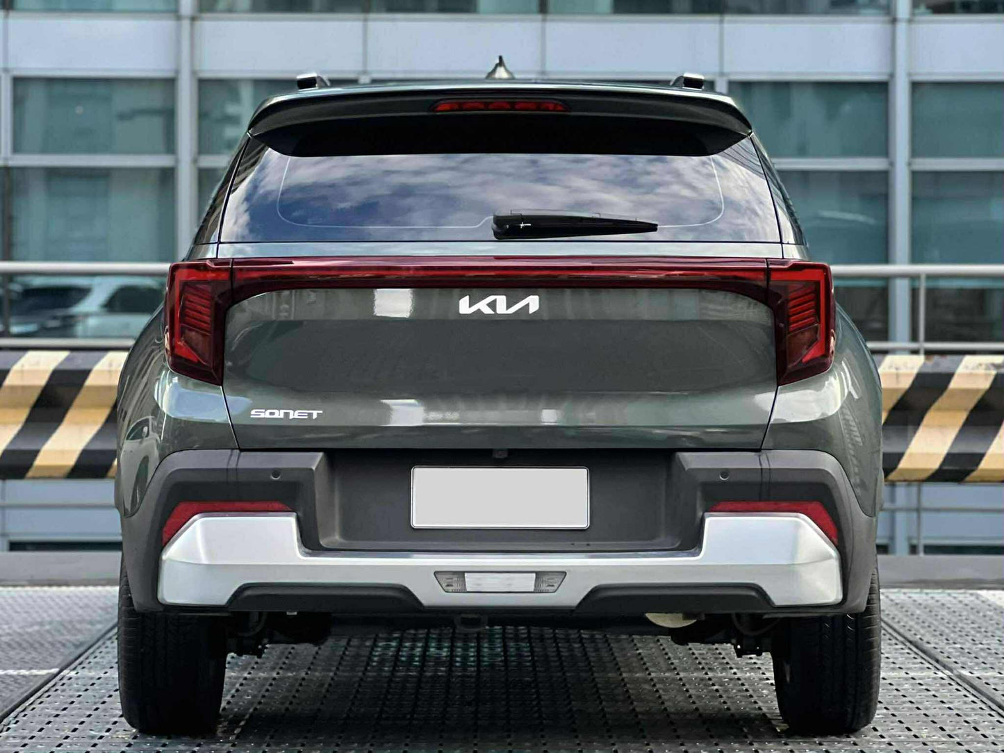 2024 Kia Sonet 1.5 SX, Automatic, Gas