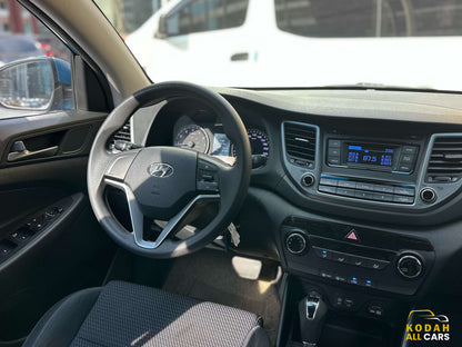 2017 Hyundai Tucson GL, Automatic, Gas