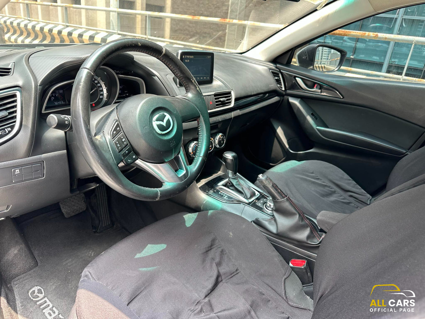 2015 Mazda 3 Hatchback 1.5, Automatic, Gas