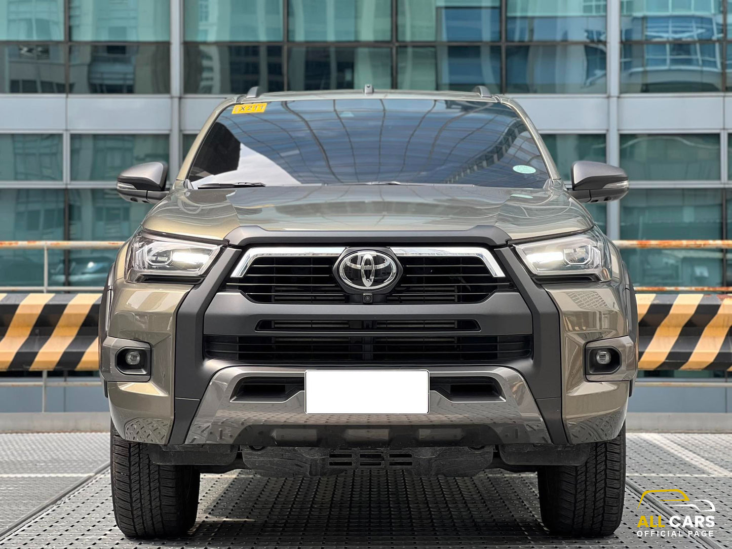 2023 Toyota Hilux Conquest 4x2 V, Automatic,  Diesel