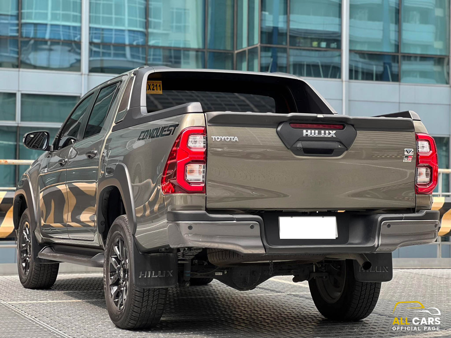 2023 Toyota Hilux Conquest 4x2 V, Automatic,  Diesel