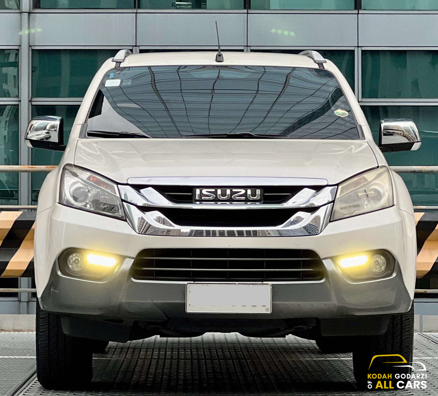 2016 Isuzu MUX 3.0 LSA 4x2, Automatic, Diesel