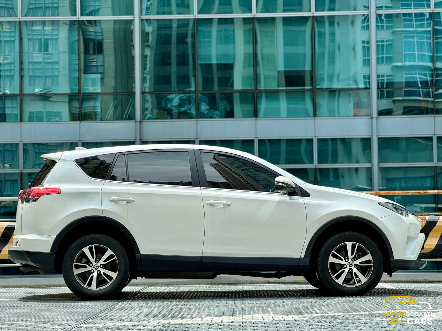 2018 Toyota Rav4 2.5 4x2, Automatic, Gas