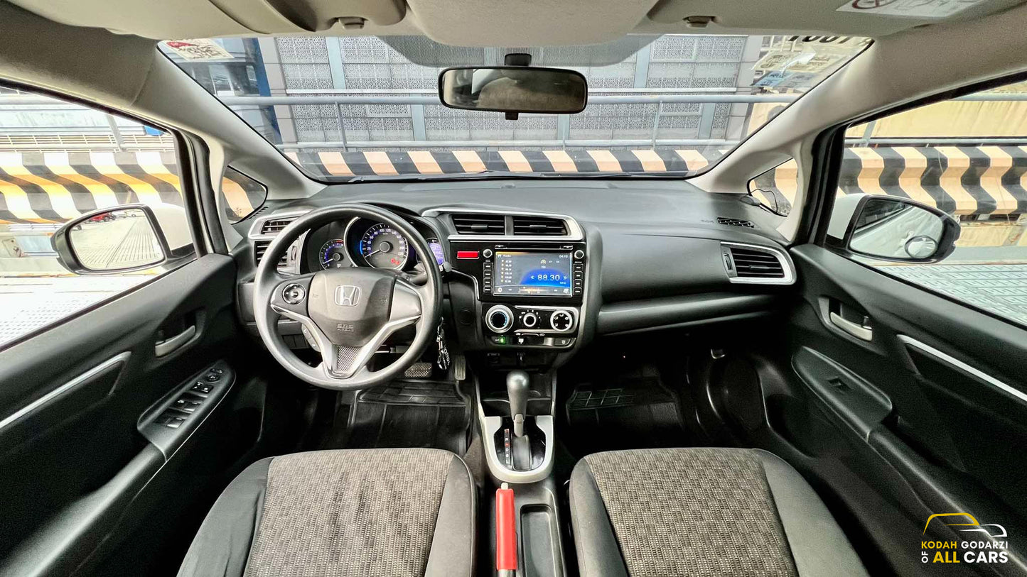 2016 Honda Jazz 1.5, Automatic, Gas