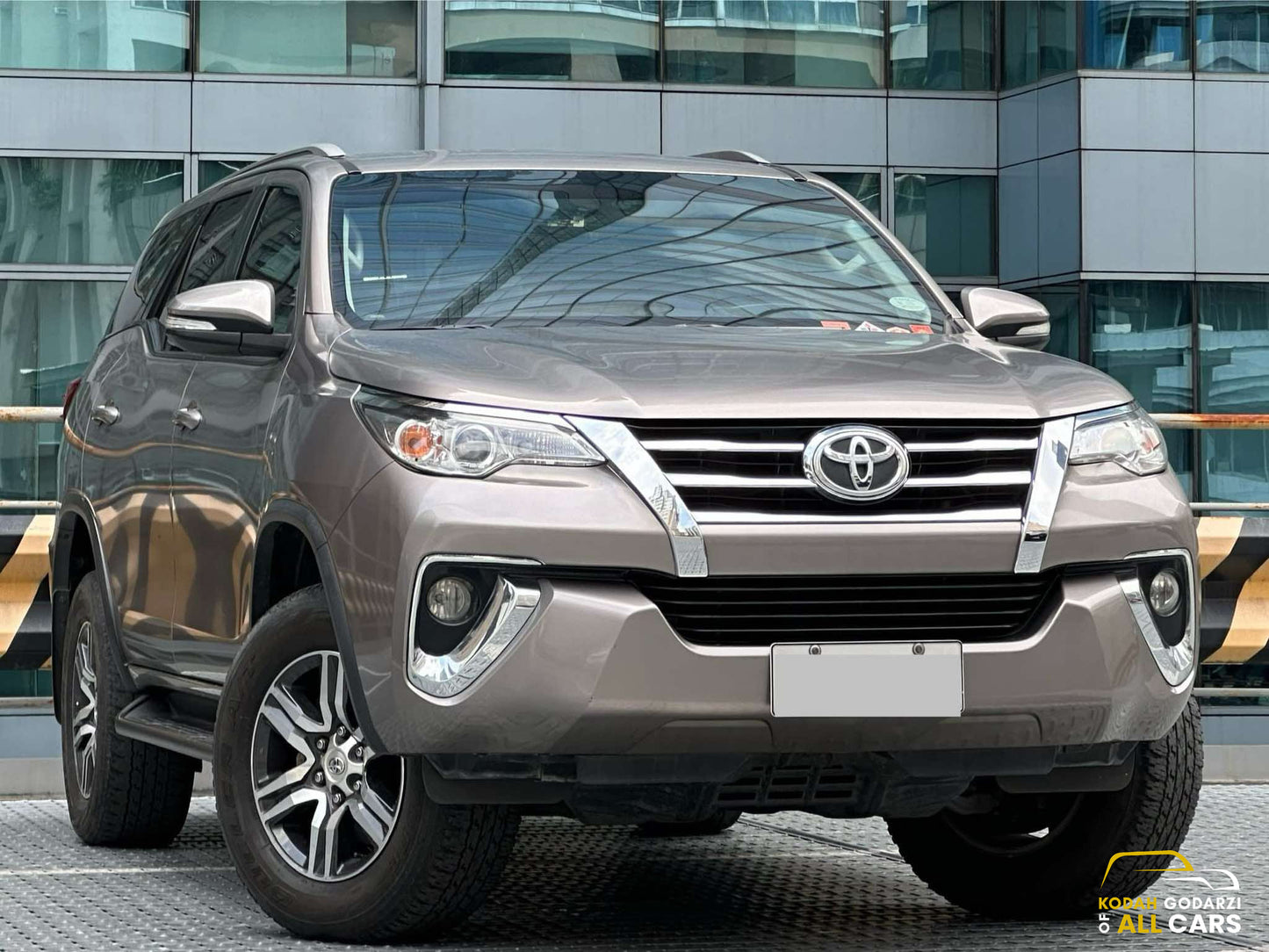 2016 Toyota Fortuner 4x2 G, Automatic, Gas